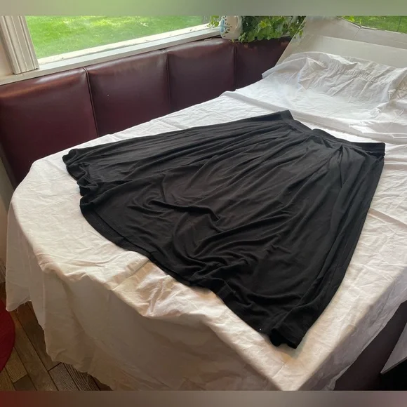 ASOS Black Pleated Midi Skirt - US 14 - Picture 5 of 7